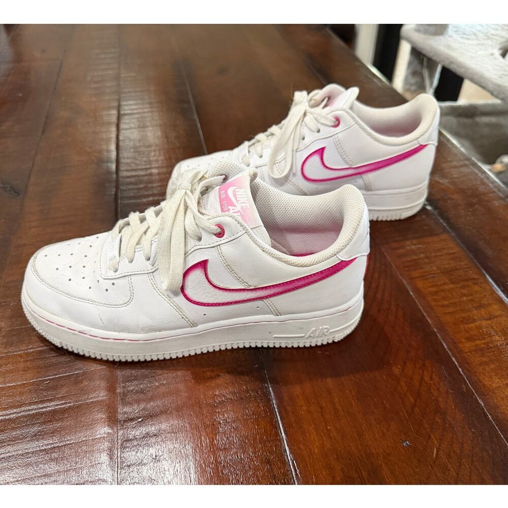 Womens Nike Air Force 1 Size 8